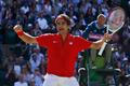 Roger Federer se raduje z postupu v semifinále OH 2012