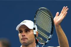 FOTO Slzy v očích a standing ovation. Andy Roddick končí