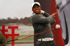 Čínská exhibice mezi Rorym McIlroyem a Tigerem Woodsem