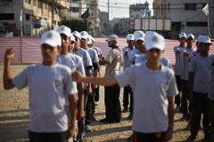 Obrazem: Militantní tábory pro děti