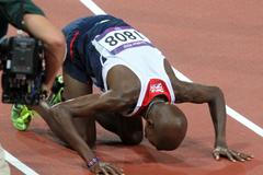 Mohamed Farah po běhu na 10 tisíc metrů, atletika na olympijských hrách v Londýně 2012
