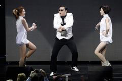 VIDEO Badmintonista slavil jako PSY. Tančil Gangnam Style