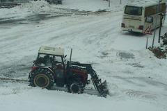 Odklízení sněhu - Orlické hory - 28-10 2012