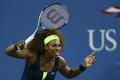 Americká tenistka Serena Williamsová v utkání se Srbkou Anou Ivanovičovou ve čtvrtfinále US Open 2012.