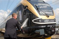 Leo Expres pokřtěn