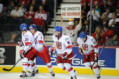 David Musil, Radek Faksa, Daniel Krejčí a Dimitrij Jaškin na MSJ 2011