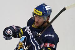 Kladno vs. Slavia, extraligový duel v O2 aréně - Jiří Tlustý