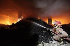 Požár v textilce v Dháce