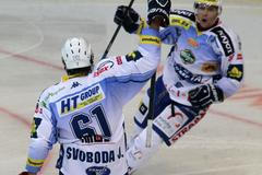 Hokejisté Komety Brno v utkání proti Kladnu během 15. kola Tipsport extraligy 2012/13.