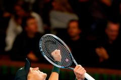 Tomáš Berdych se raduje ve finále turnaje ve Stockholmu