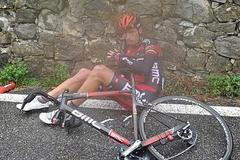 Zraněný italský cyklista Alessander Ballan