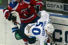 Učebnice hokeje, strana 13: Bodyček