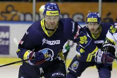 Hokejista Kladna Jaromír Jágr v utkání proti Karlovým Varům ve 26. kole Tipsport extraligy 2012/13.