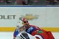 Hokejový brankář Lva Praha Jakub Štěpánek v utkání KHL 2012/13 proti Novosibirsku.
