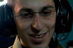 Gilad Šalit v helikoptéře na cestě domů