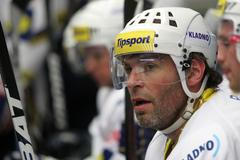 Hokejisté Kladna v utkání 11. kola Tipsport extraligy 2012/13 proti Plzni.