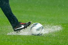 Angličtí fotbalisté během kvalifikace na MS 2014 v utkání s Polskem.