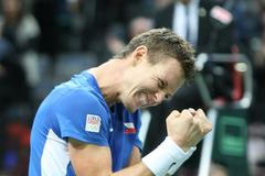 Finále Davis Cupu . Tomáš Berdych a Nicolas Almagro