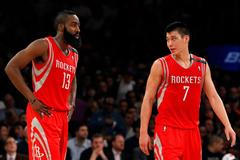 Jeremy Lin a James Harden z Houstonu Rockets