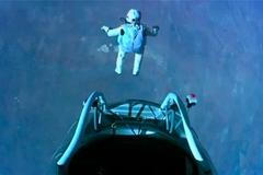 Felix Baumgartner a jeho seskok ze stratosféry