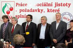 výsledky voleb ve volebních štábech