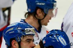 Česko vs. Švédsko, hokejový Channel One Cup (Roman Polák)