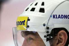 Hokejisté Kladna v utkání 11. kola Tipsport extraligy 2012/13 proti Plzni.