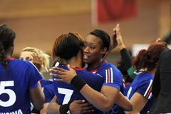 Francouzské házenkářky slaví