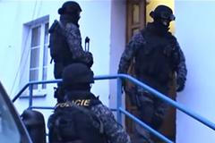 Zásah policejního komanda proti stoupencům islamistických teroristů
