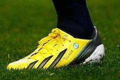 FOTO Messi ukázal kopačky se jménem syna. V Braze zhasli