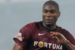 Fotbalista klubu AC Sparta Praha Léonard Kweuke v utkání Gambrinus ligy.