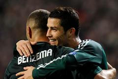 VIDEO Benzemův gól nůžkami proti Ajaxu v Lize mistrů