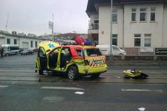 Srážka tramvaje se sanitkou