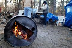 Komunitní stanové městečko bezdomovců u New Jersey