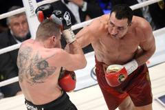 Boxer Vladimír Kličko porazil Poláka Wacha na body