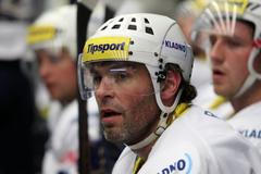 Hokejisté Kladna v utkání 11. kola Tipsport extraligy 2012/13 proti Plzni.