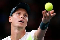 Tomáš Berdych na turnaji Masters v Paříži porazil Seppiho