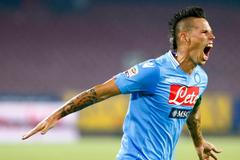 Marek Hamšík (Neapol) slaví branku v síti Boloni