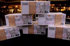 Vláda uvažuje o válečné dani. Na čí miliardy si dělá zálusk? Sledujte DVTV