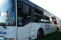 Srážka kamionu s autobusem na Znojemsku