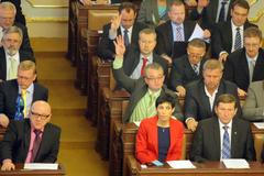 Sněmovna si volí vedení