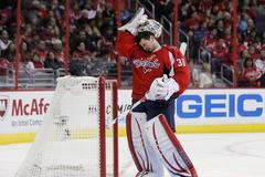 VIDEO Skvělý zákrok Michala Neuvirtha proti NY Islanders