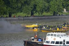 Londýn - Temže - loď - záchranná operace