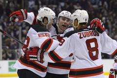 VIDEO Přihrávka Jaromíra Jágra na gól Adama Henriqueho