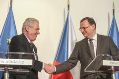 Miloš Zeman poprvé na jednání vlády