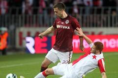 Fotbal, Sparta - Slavia: Josef Hušbauer (22) - Marcel Gecov