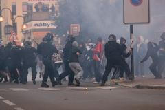 Ostrava . DSSS - radikálové - policie - Romové - bitka