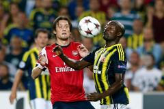 Fenerbahce vs. Arsenal, play off Ligy mistrů (Webo a Rosický)