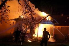 Fotogalerie: Výbuch továrny na hnojiva v Texasu