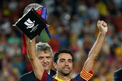 Xavi Hernandéz se španělským Superpohárem